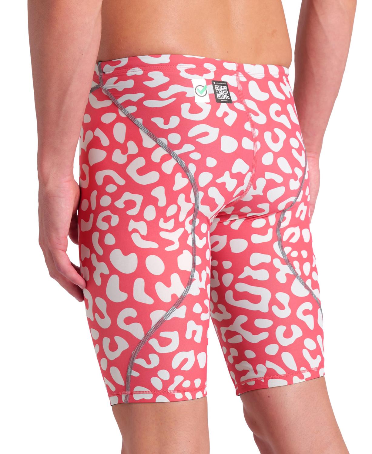 Leopard coral-