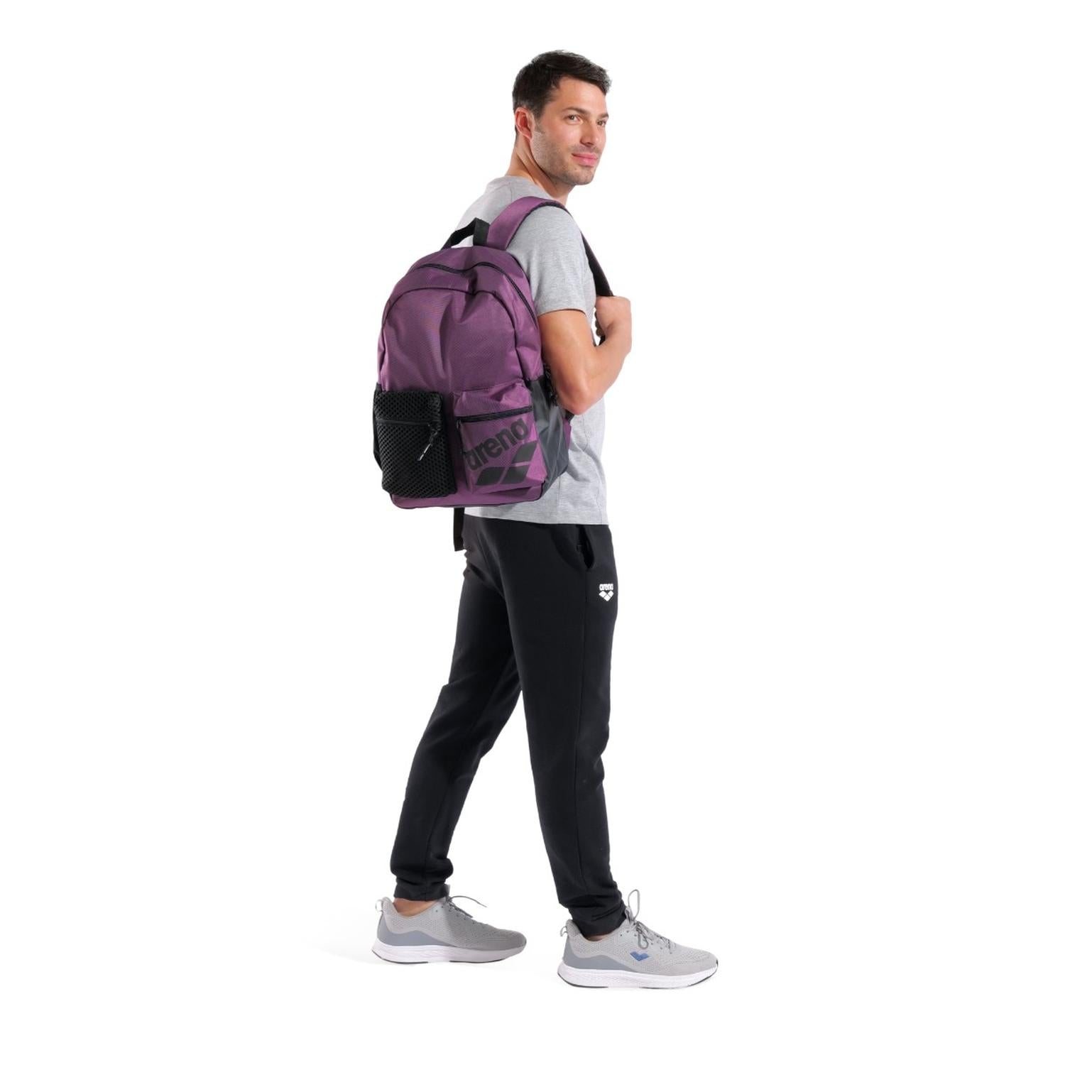 Fucsia oscuro/negro-