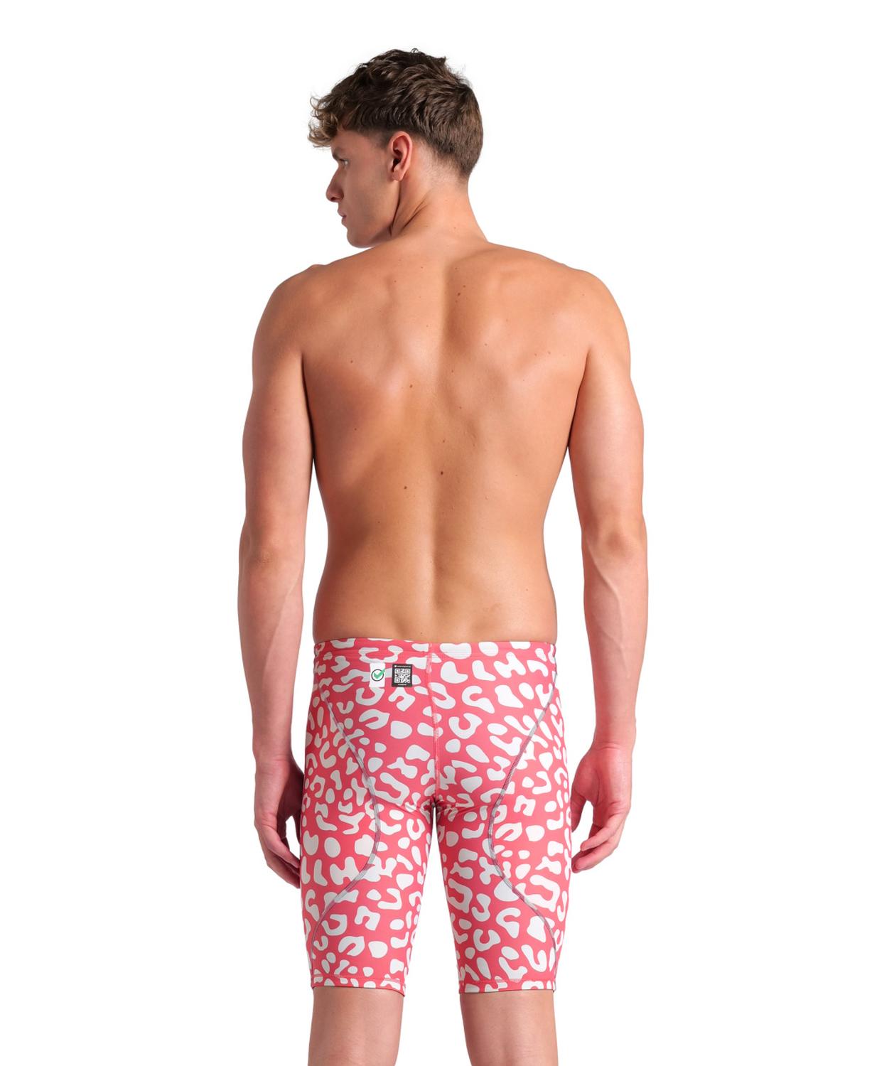 Leopard coral-